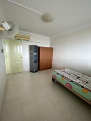 Blk 275 275 TAMPINES STREET 22 (Tampines), HDB 3 Rooms #460724051